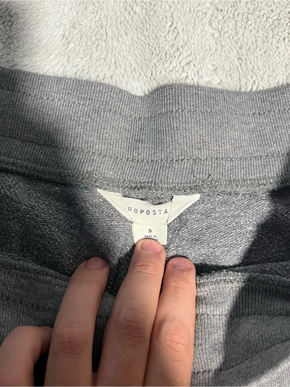 Aeropostale Gray Mens Jogger Sweatpants with Black Drawstrings